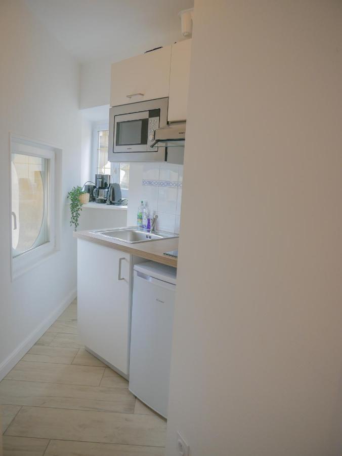 Studio Renove Avec Terrasse Et Vue Unique ! Caen Exteriör bild