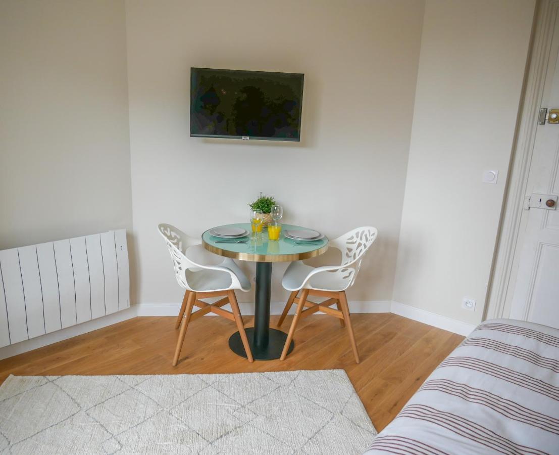 Studio Renove Avec Terrasse Et Vue Unique ! Caen Exteriör bild